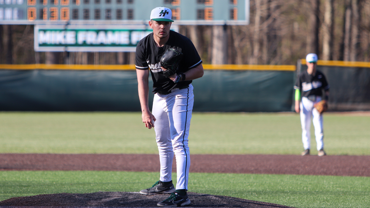 HU takes series from Grace with Saturday sweep
