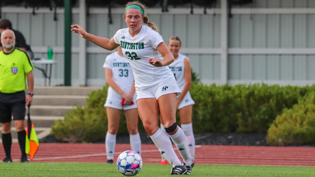 McGinnis' heroics in waning seconds pulls HU even with IU East for 1-1 draw