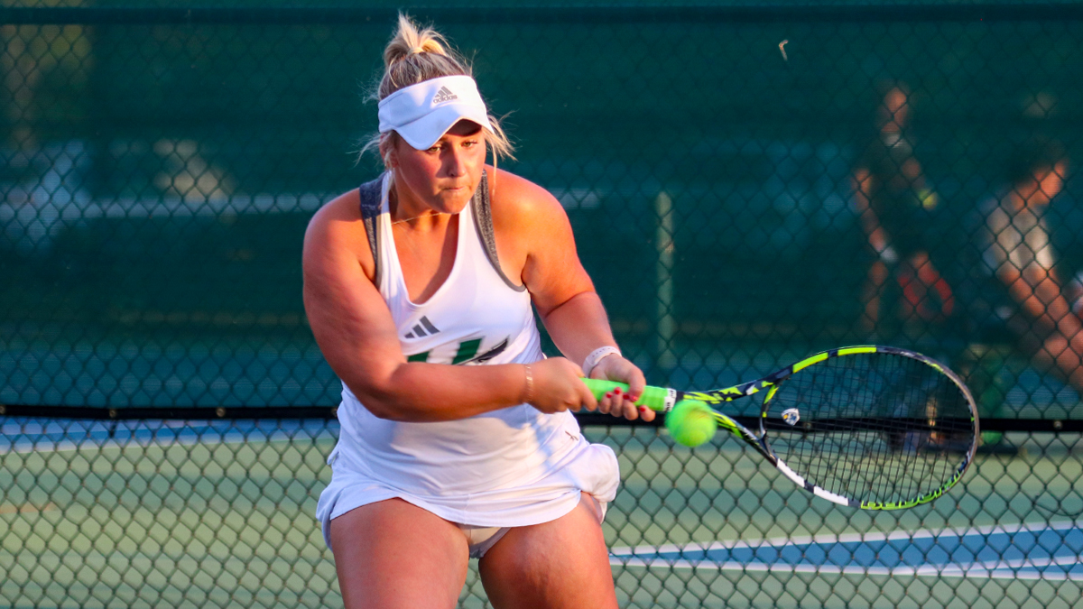 HU Tops Goshen 4-3